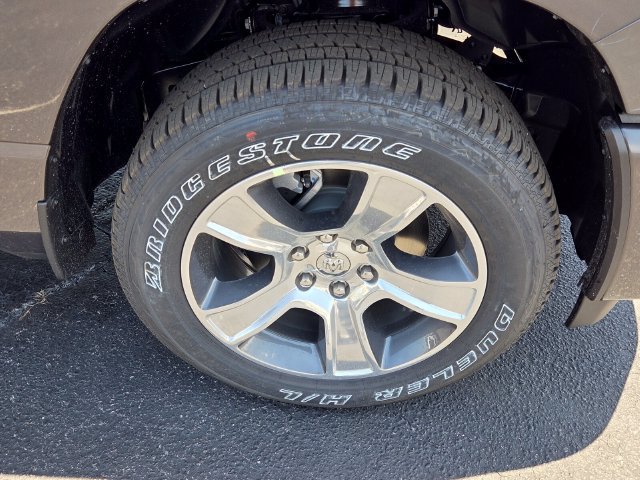 New 2026 RAM 1500 Express RWD image 15