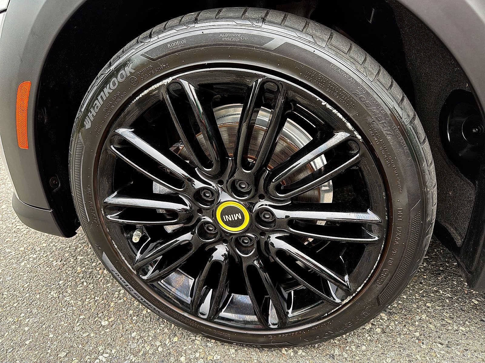 Used 2024 MINI Cooper SE FWD image 16