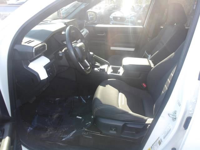 Used 2024 Toyota Tacoma TRD Off-Road image 8