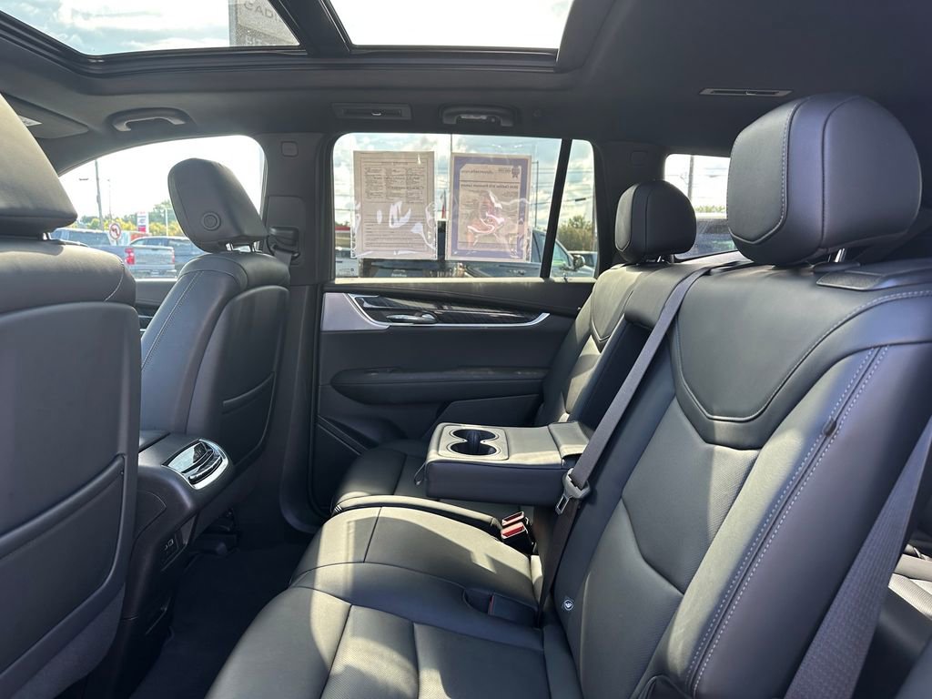Certified 2024 Cadillac XT6 Premium Luxury image 14