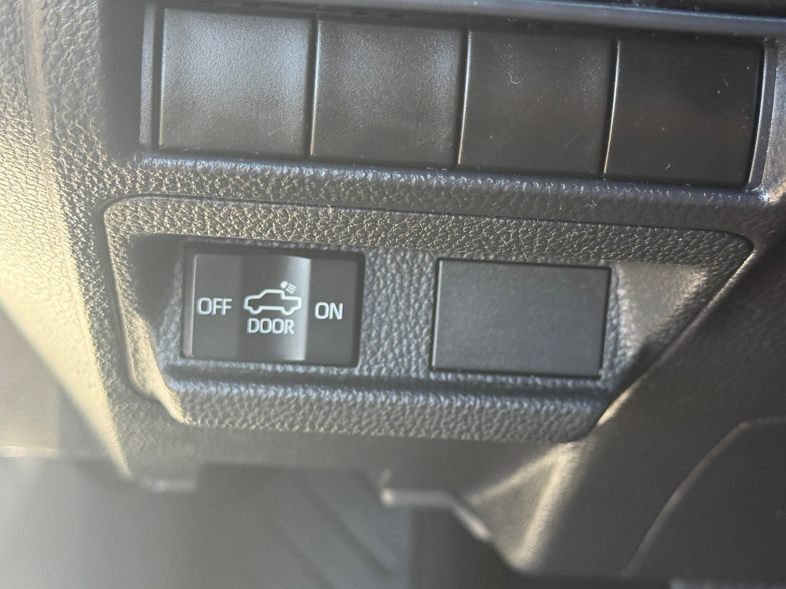 Used 2024 Toyota Tacoma SR image 26