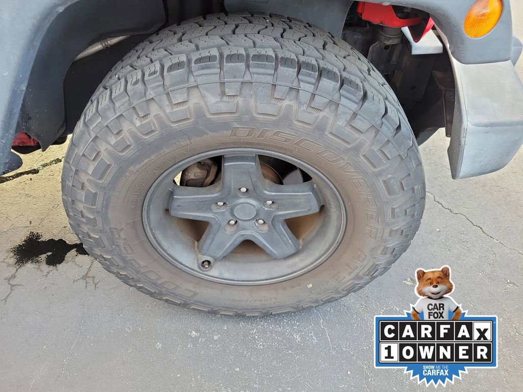 Used 2015 Jeep Wrangler Unlimited Sport w/ Connectivity Group image 7