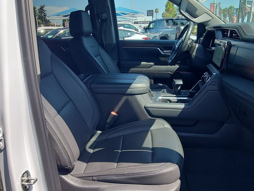 Used 2024 GMC Sierra 1500 Denali w/ Technology Package AWD/4WD image 29