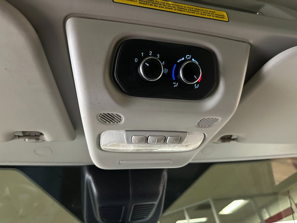 Used 2020 Ford Transit 350 XLT image 30