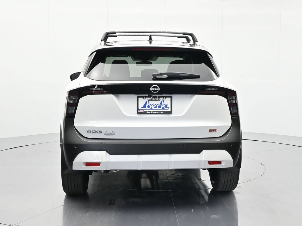 New 2026 Nissan Kicks SR w/ Cold Weather Package FWD image 6