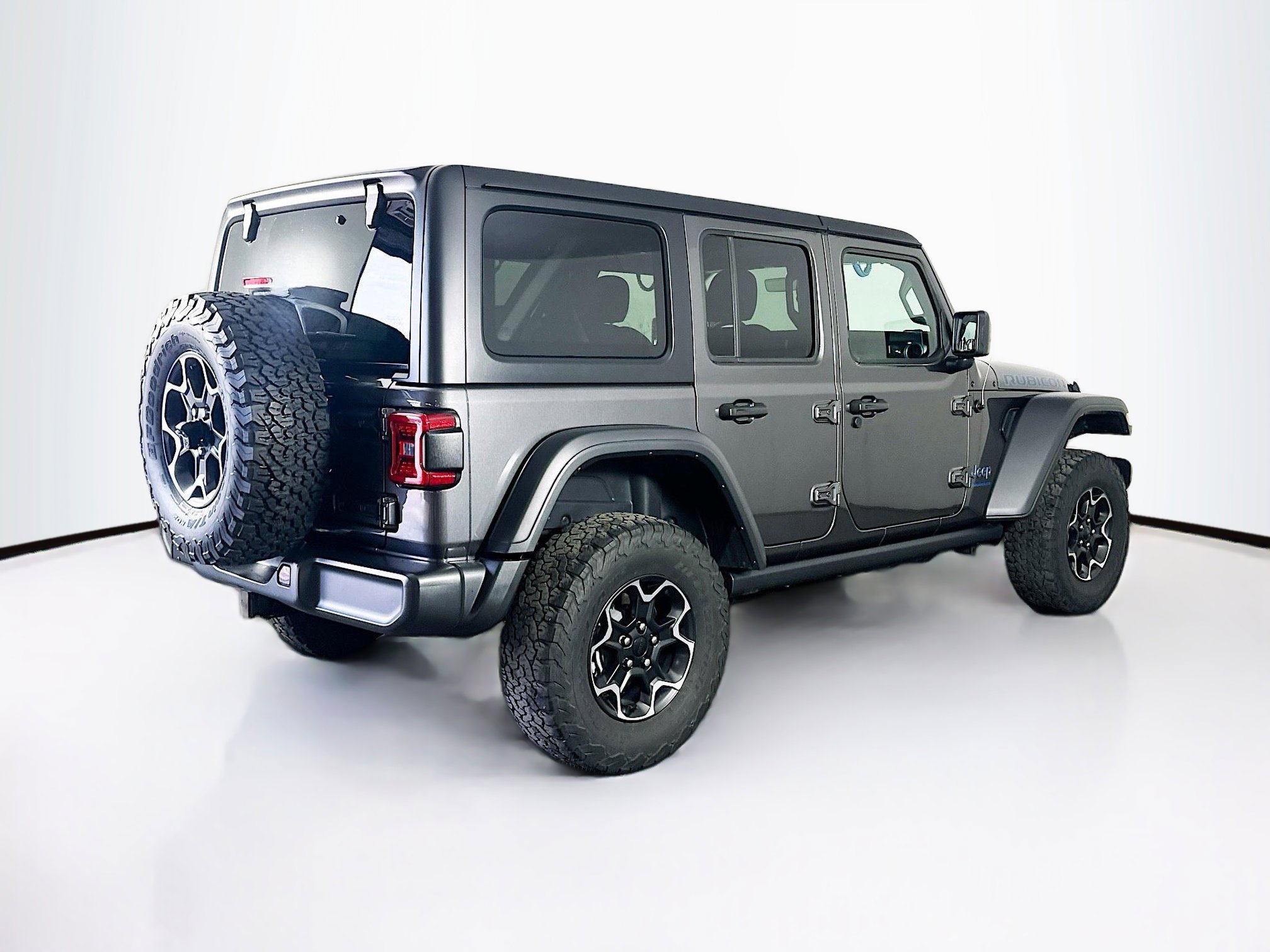 Used 2023 Jeep Wrangler Unlimited Rubicon 4xe w/ Cold Weather Group image 9