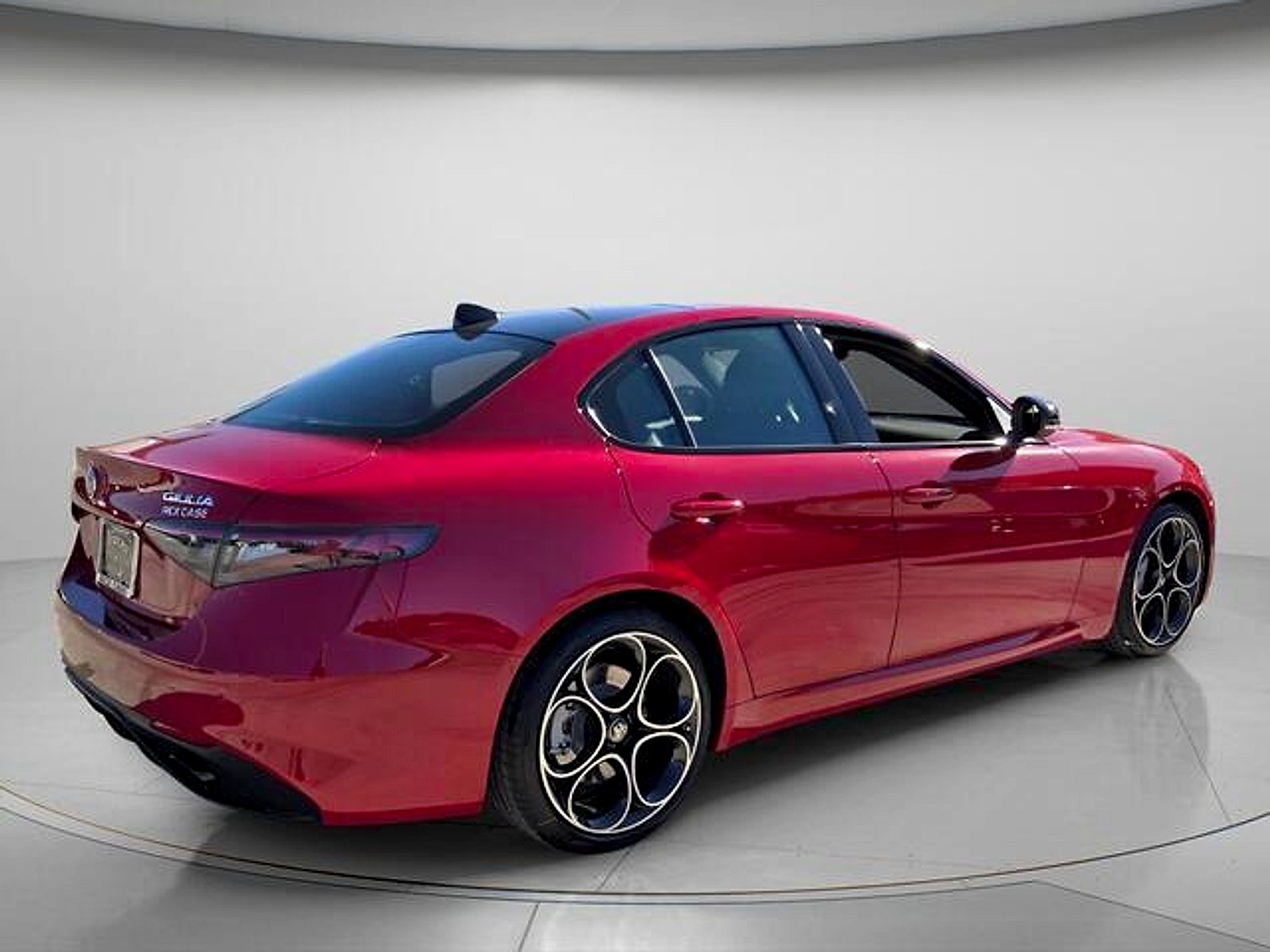 New 2026 Alfa Romeo Giulia w/ Driving Assist Package RWD image 4