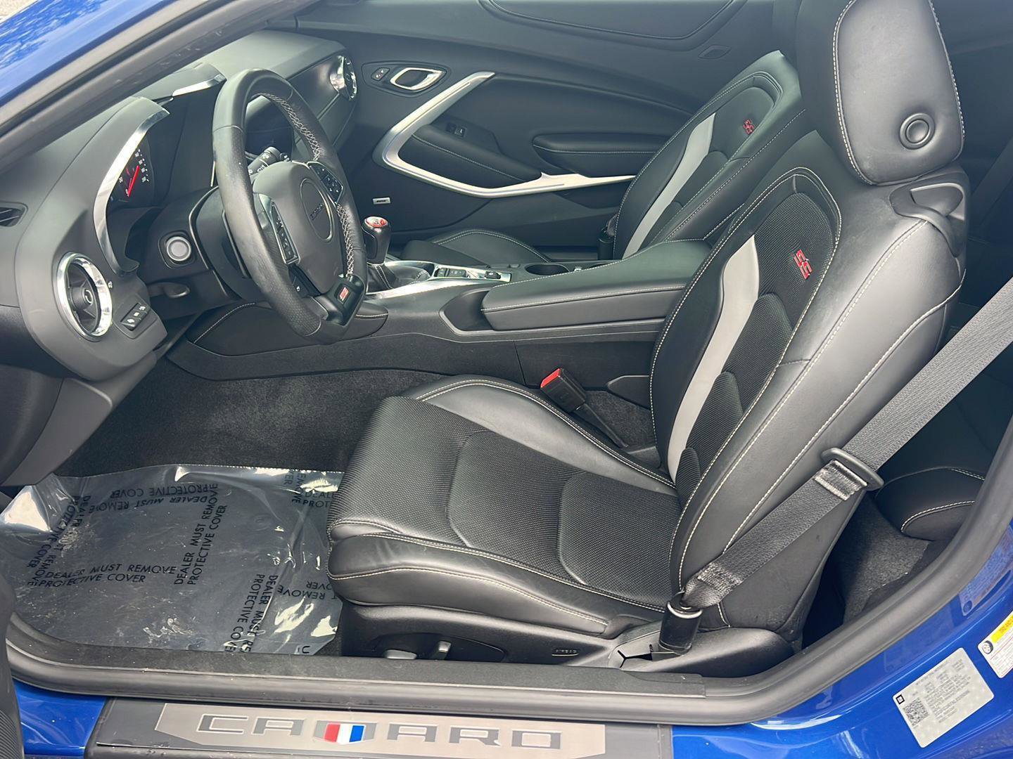 Used 2020 Chevrolet Camaro SS RWD image 10