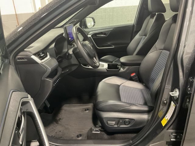 Used 2024 Toyota RAV4 XSE w/ Advanced Technology Package AWD/4WD image 10