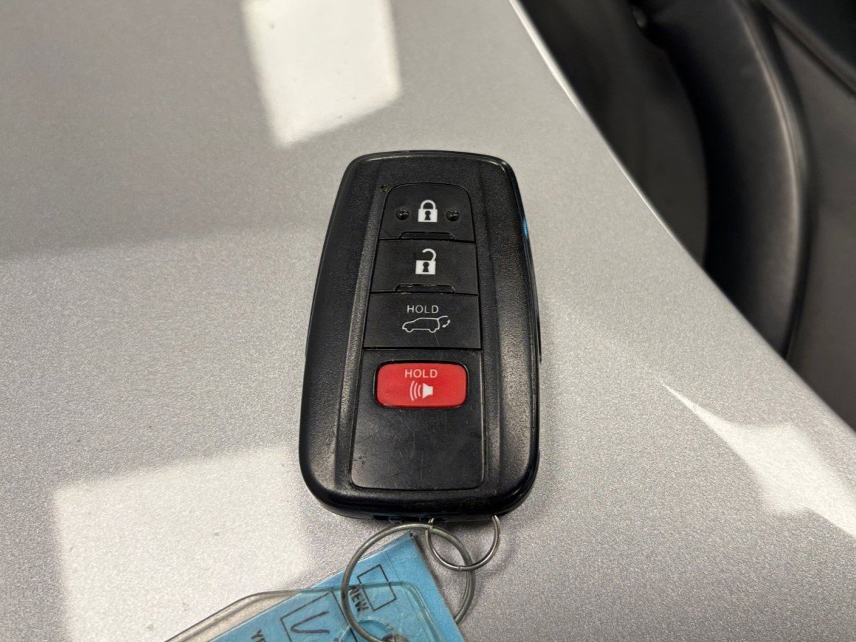 Used 2023 Toyota RAV4 Limited AWD/4WD image 44