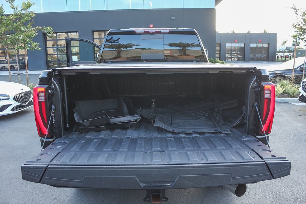 Used 2024 GMC Sierra 2500 Denali Ultimate AWD/4WD image 32