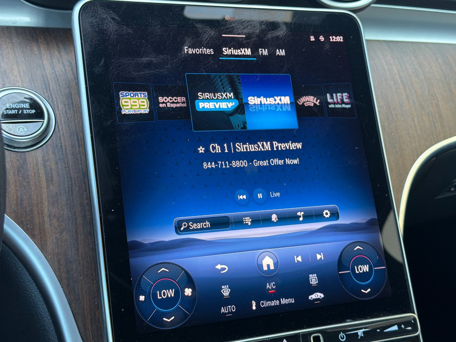 Used 2025 Mercedes-Benz C 300 Sedan image 19