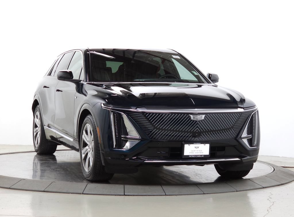 Certified 2024 Cadillac Lyriq Tech w/ Driver Assist Package AWD/4WD image 13