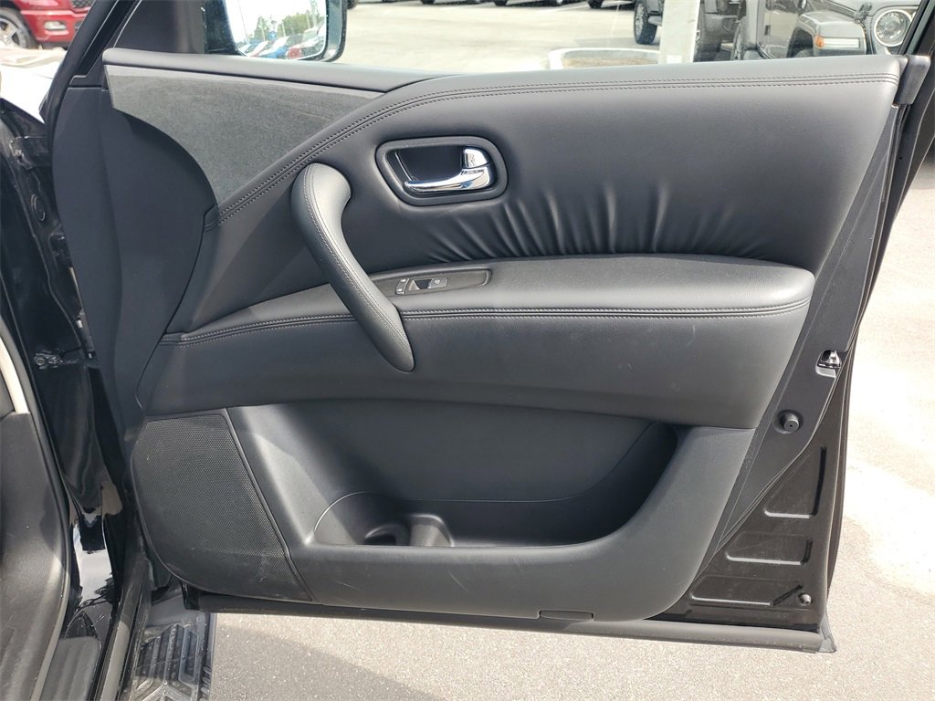 Used 2023 Nissan Armada SV image 37