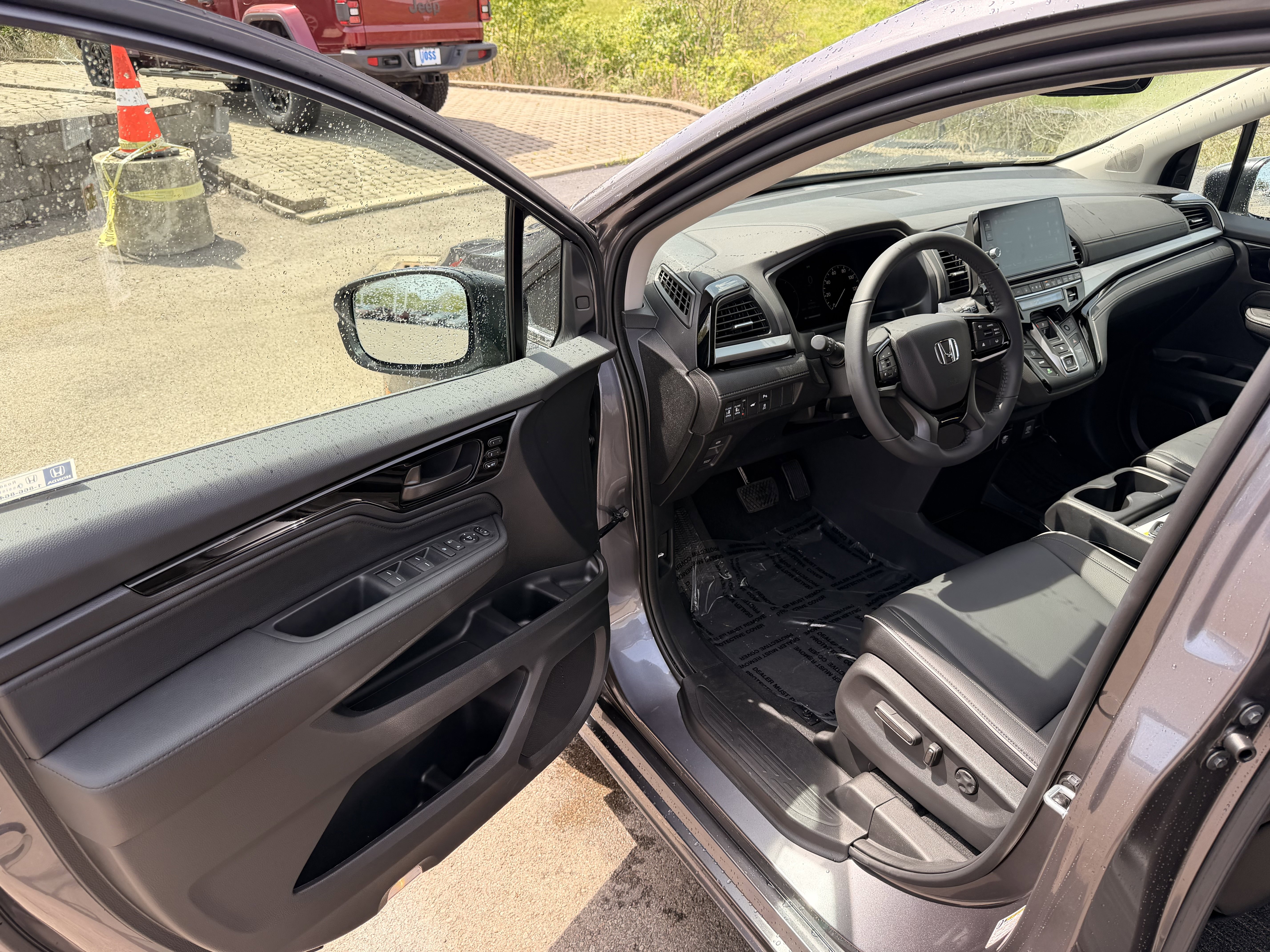 Certified 2026 Honda Odyssey Touring image 11