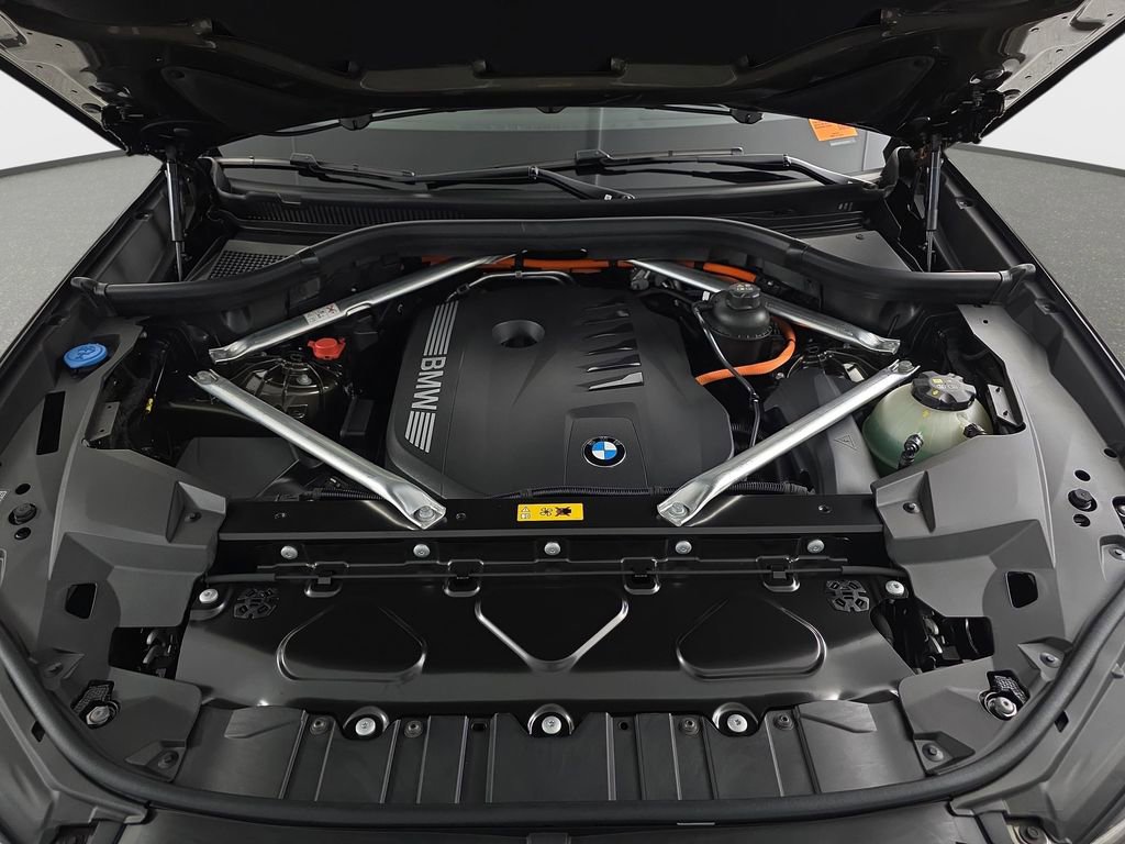 New 2026 BMW X5 xDrive50e w/ M Sport Package image 30