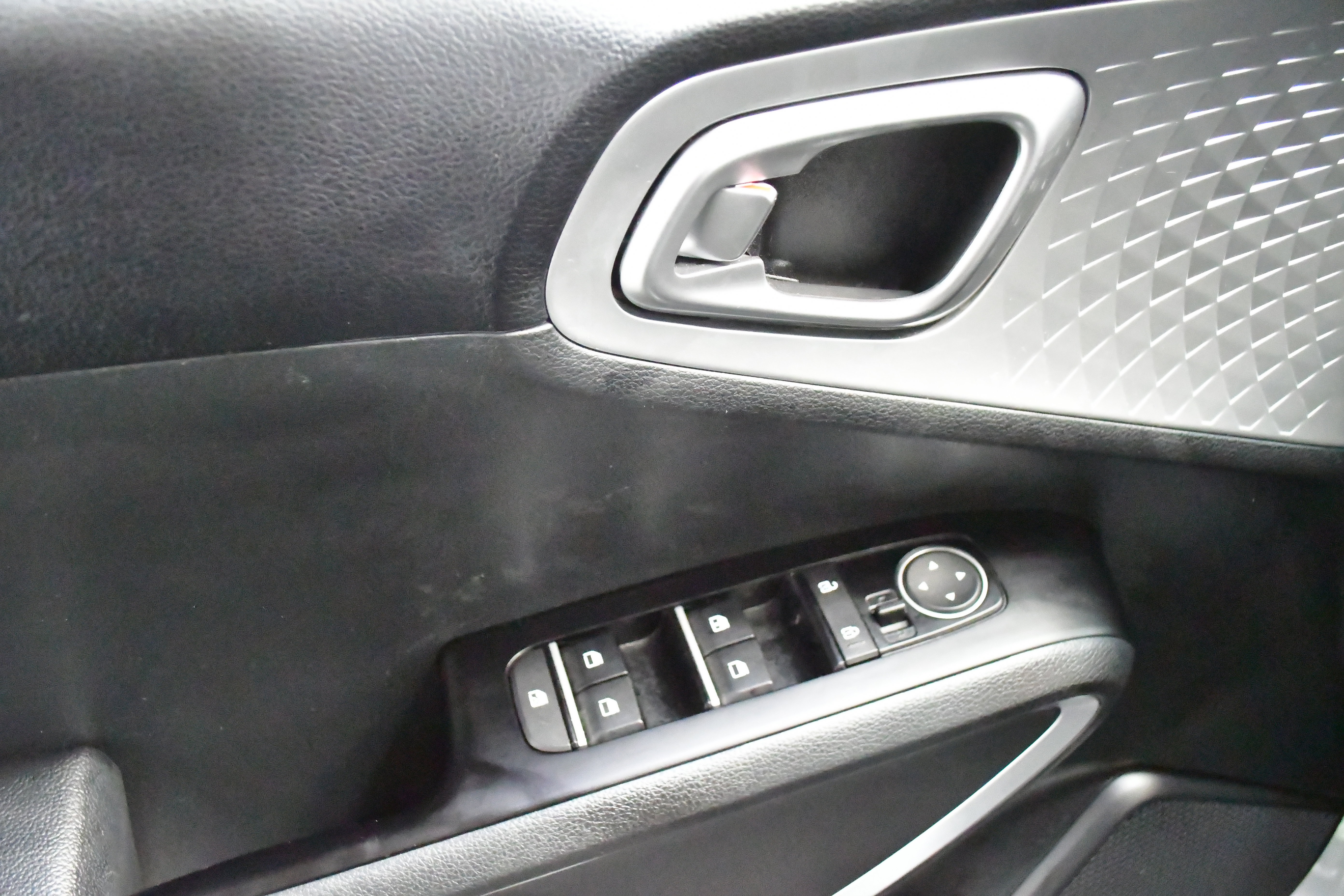 Used 2025 Kia Soul LX w/ LX Technology Package image 24