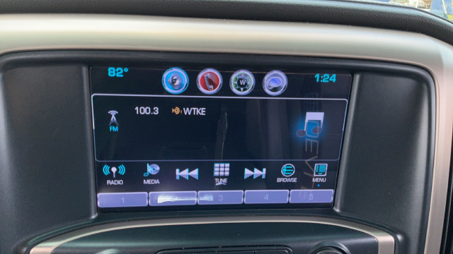 Used 2018 GMC Sierra 2500 Denali w/ Duramax Plus Package AWD/4WD image 12