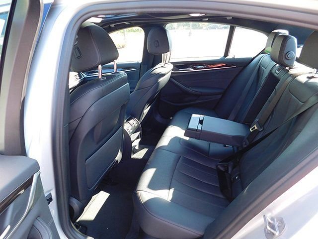 Used 2021 BMW 530i xDrive w/ Convenience Package image 13