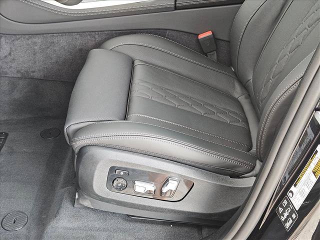 New 2026 BMW X5 M60i AWD/4WD image 4