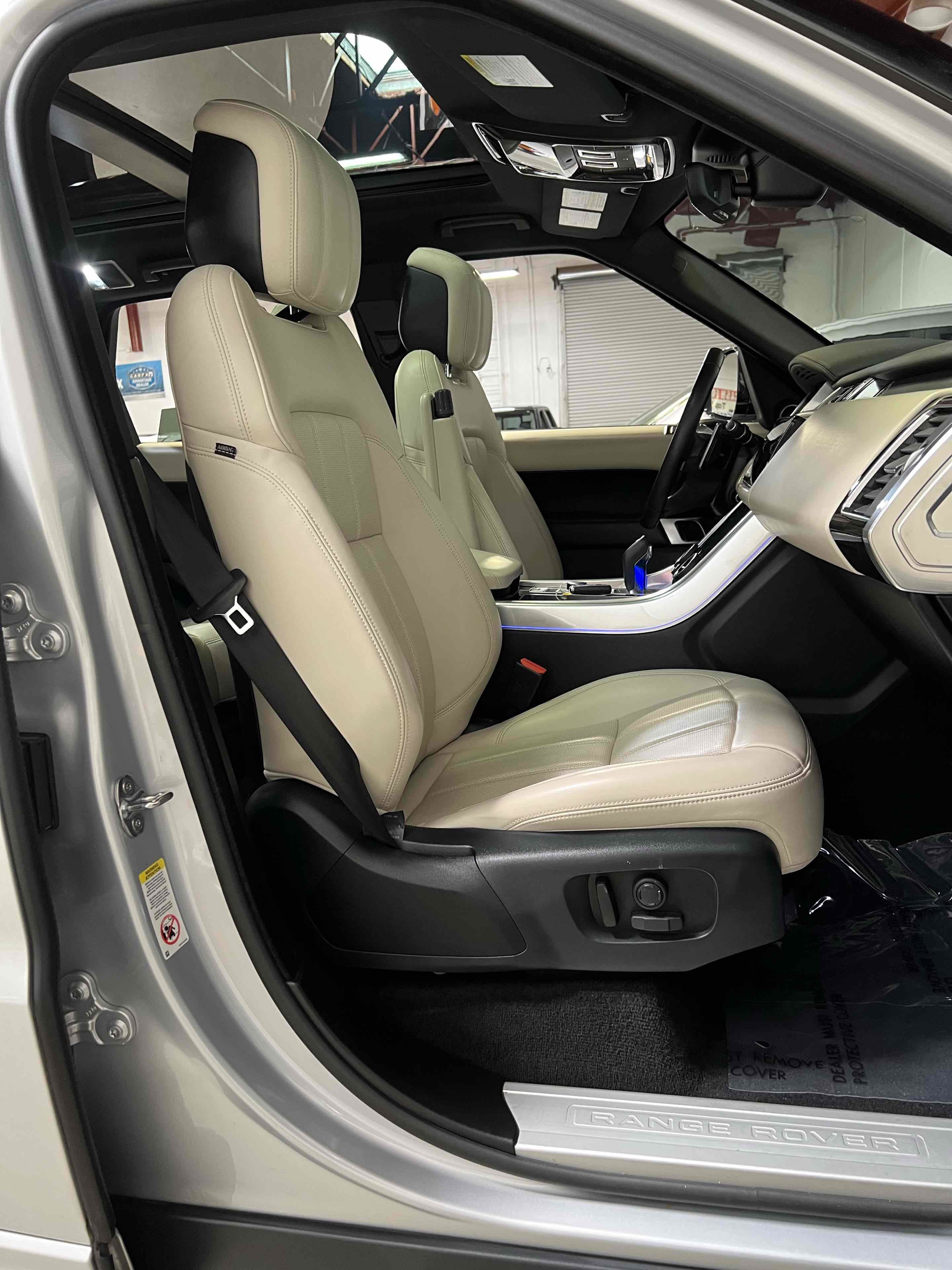 Used 2021 Land Rover Range Rover Sport HSE Dynamic image 32