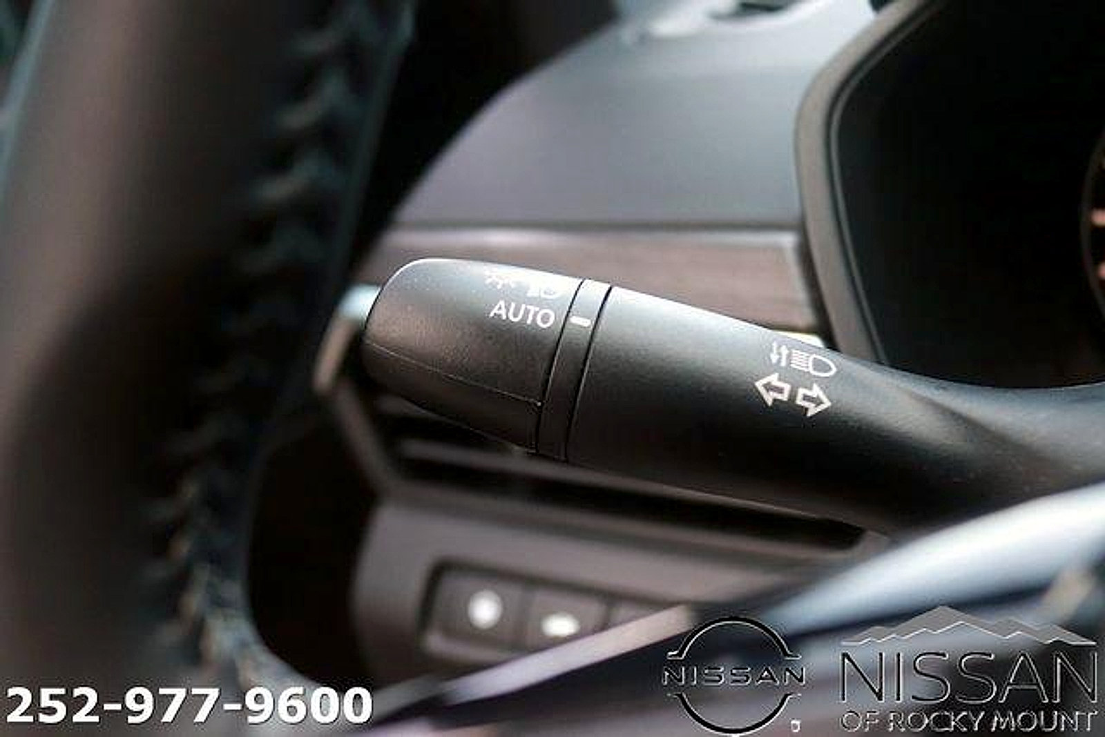 Certified 2025 Nissan Altima 2.5 SV w/ SV Premium Package FWD image 24