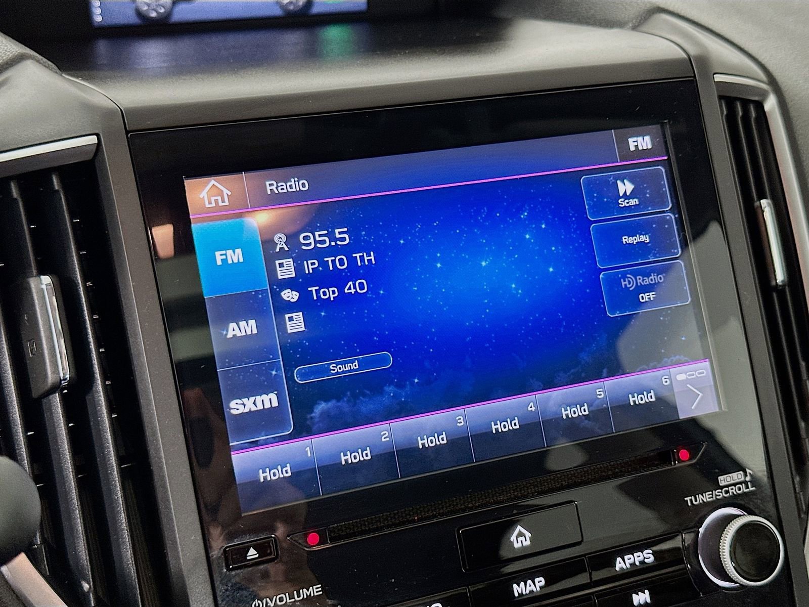 Used 2020 Subaru Crosstrek Hybrid w/ Moonroof Package w/Navigation image 15