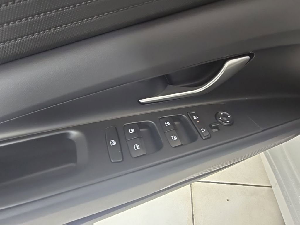 New 2026 Hyundai Elantra SE FWD image 12