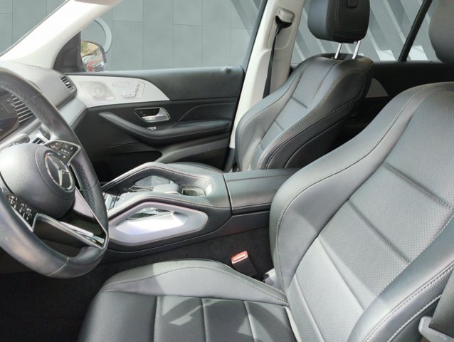 Used 2024 Mercedes-Benz GLE 450 4MATIC image 7