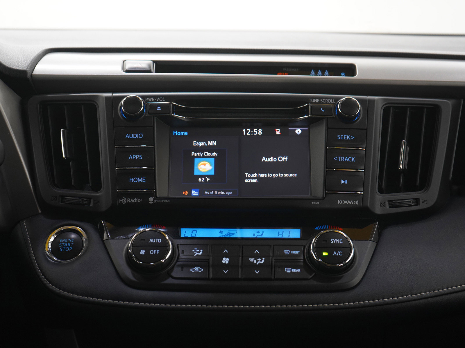 Used 2018 Toyota RAV4 XLE w/ Plus Extra Value Package AWD/4WD image 15