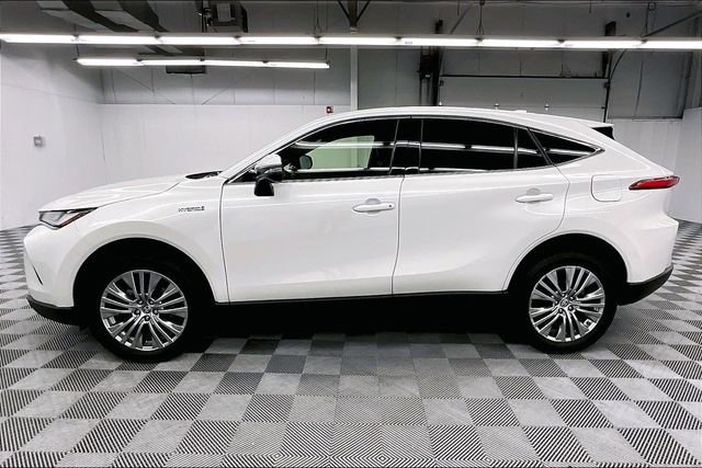 Used 2021 Toyota Venza Limited AWD/4WD image 14