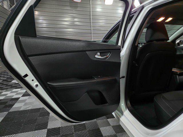 Used 2021 Kia Forte Sedan image 32