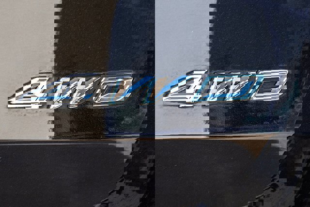 Used 2023 Ford Explorer King Ranch w/ Technology Package image 22