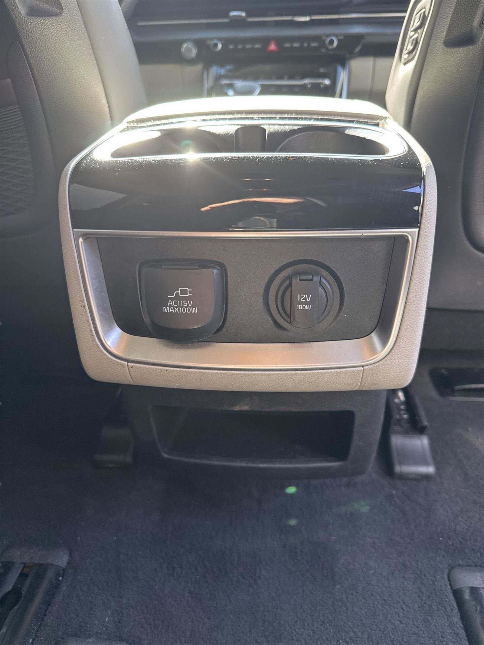 Used 2023 Kia Carnival SX image 11