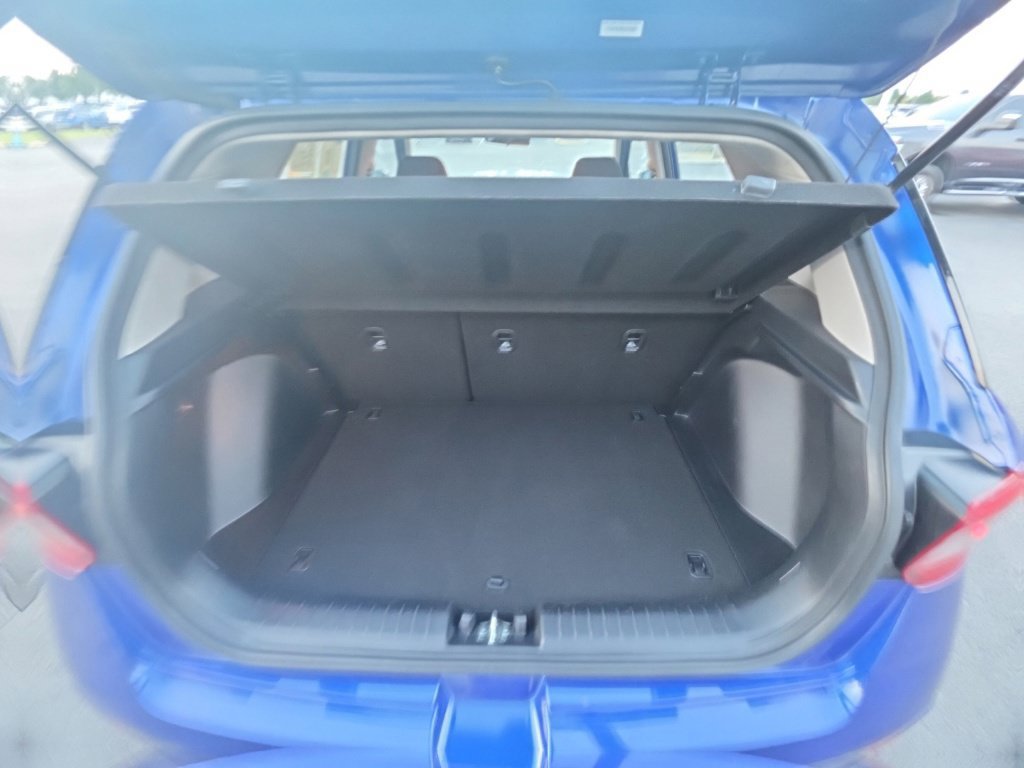 Used 2025 Hyundai Venue SEL FWD image 26