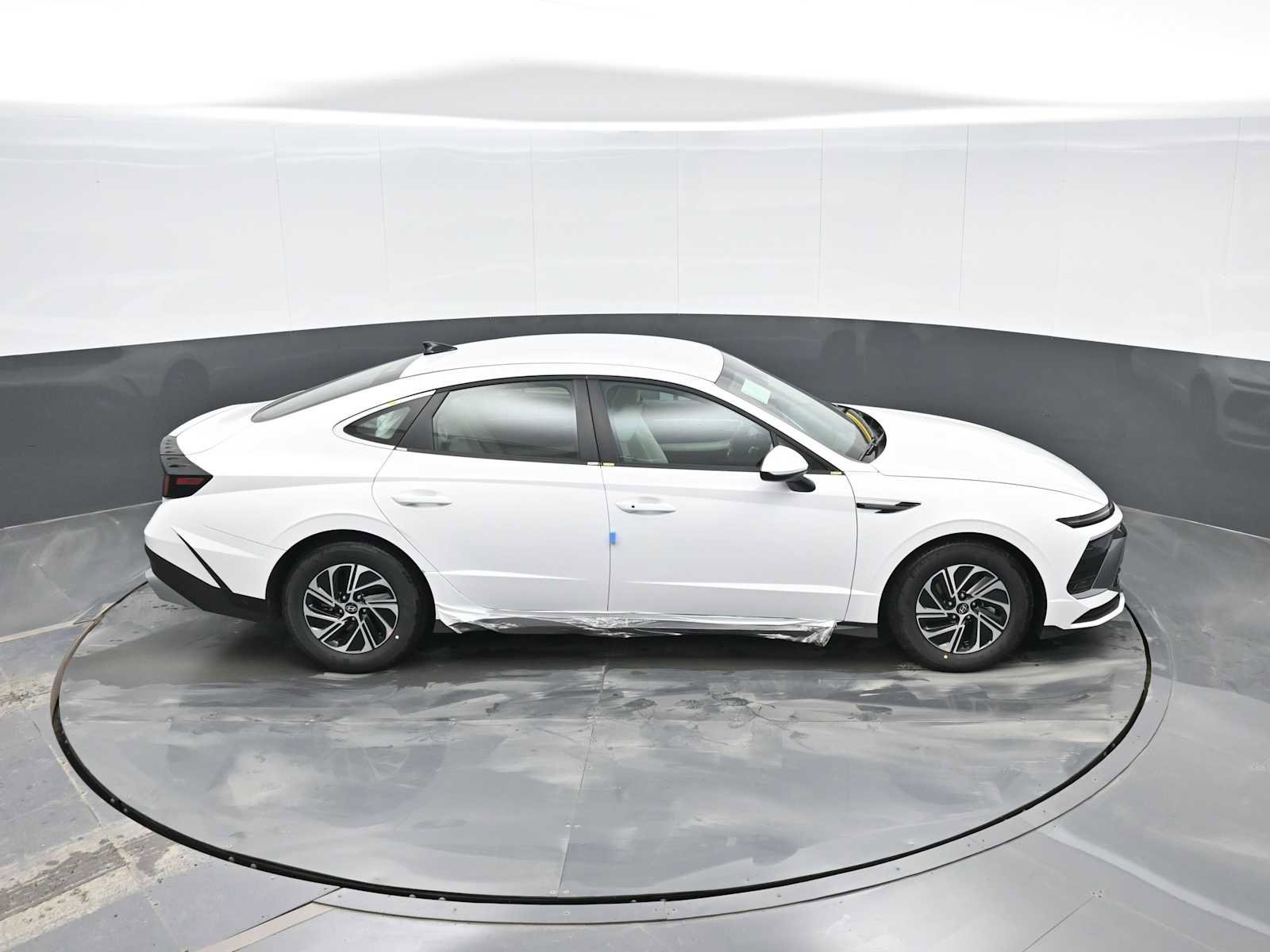 New 2026 Hyundai Sonata Blue image 29