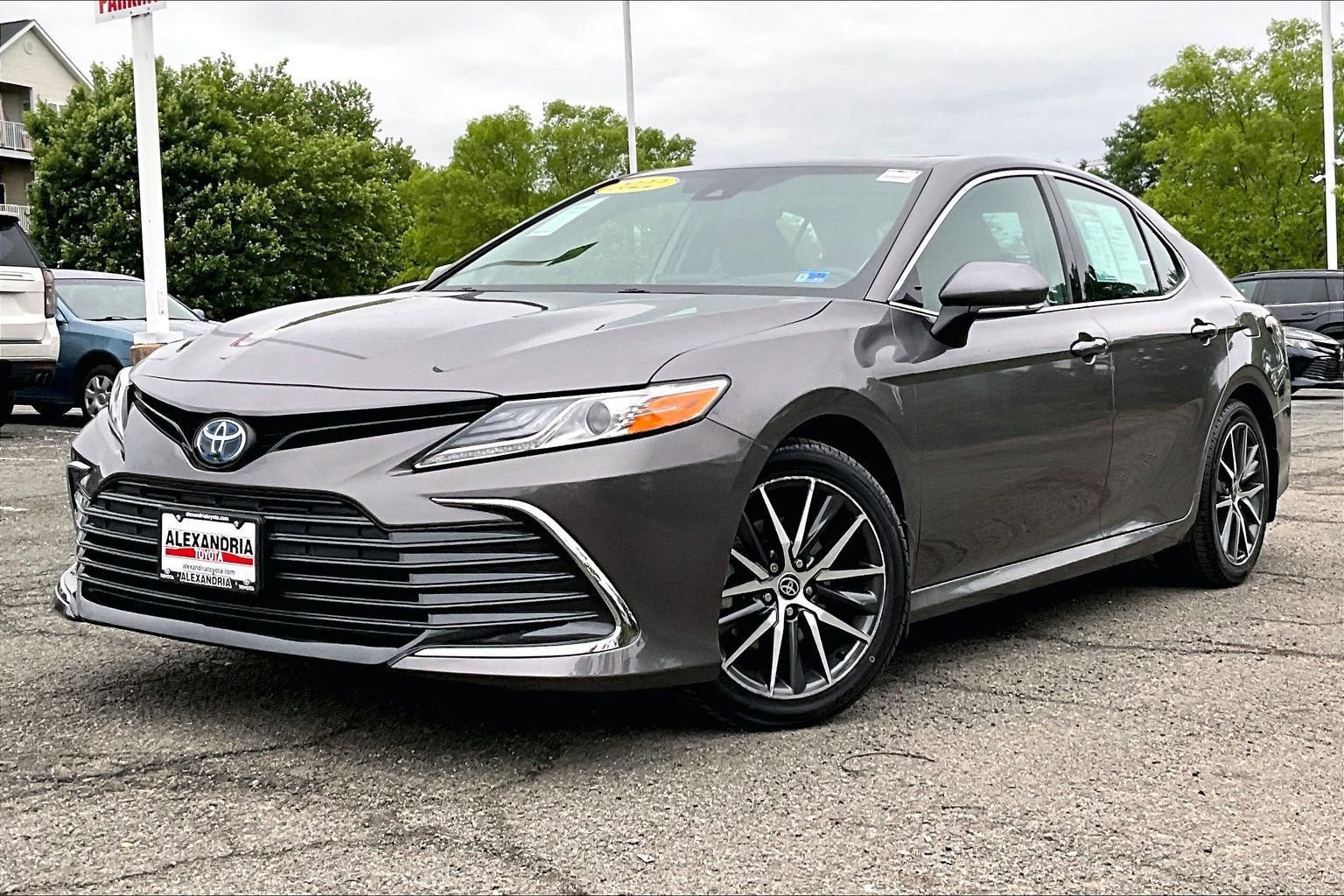 Used 2022 Toyota Camry XLE w/ Navigation Upgrade Package