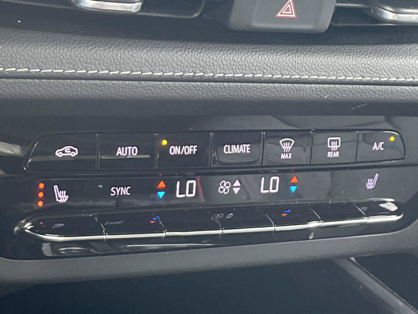 Used 2023 Buick Envision Essence w/ Sport Touring Package image 22