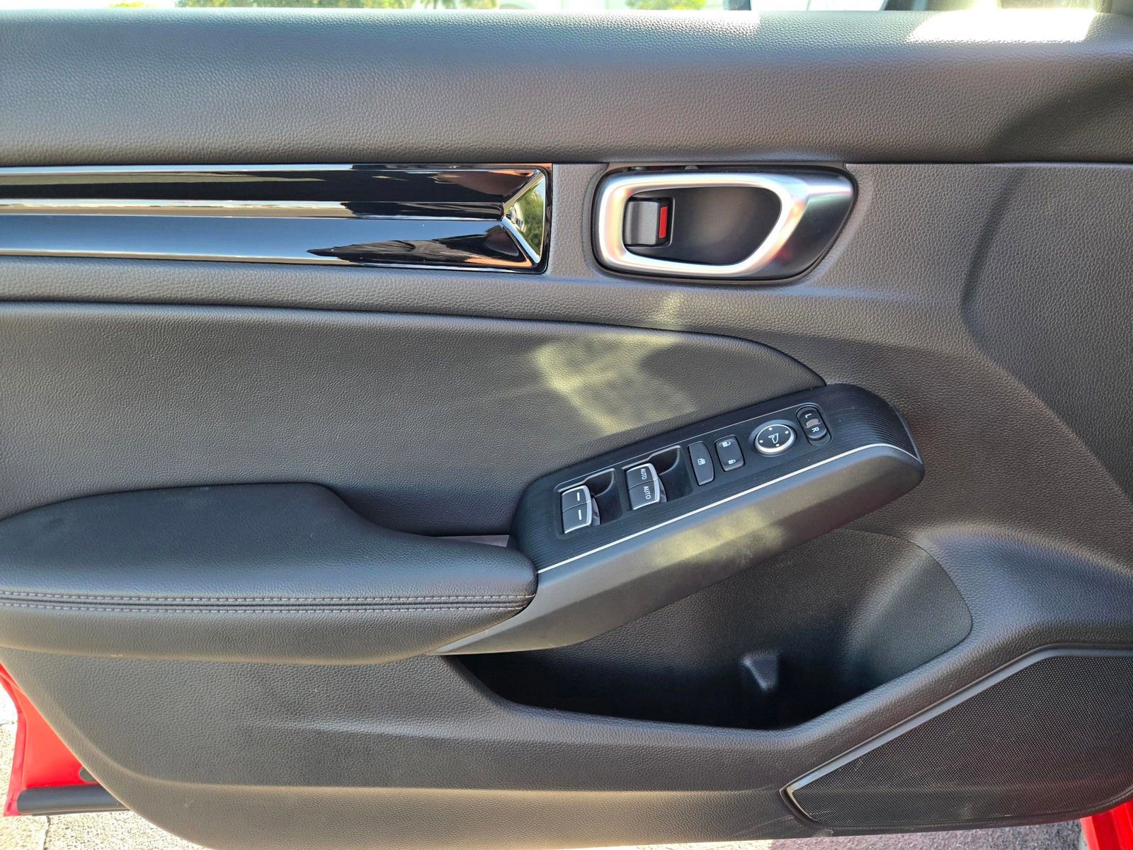 Used 2022 Honda Civic Sport Touring image 14