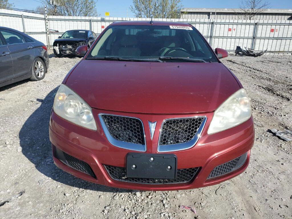 Used 2009 Pontiac G6 Sedan w/ Preferred Package image 2