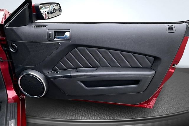 Used 2014 Ford Mustang GT Premium image 26