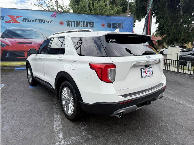 Used 2020 Ford Explorer Limited w/ Class III Trailer Tow Package image 4