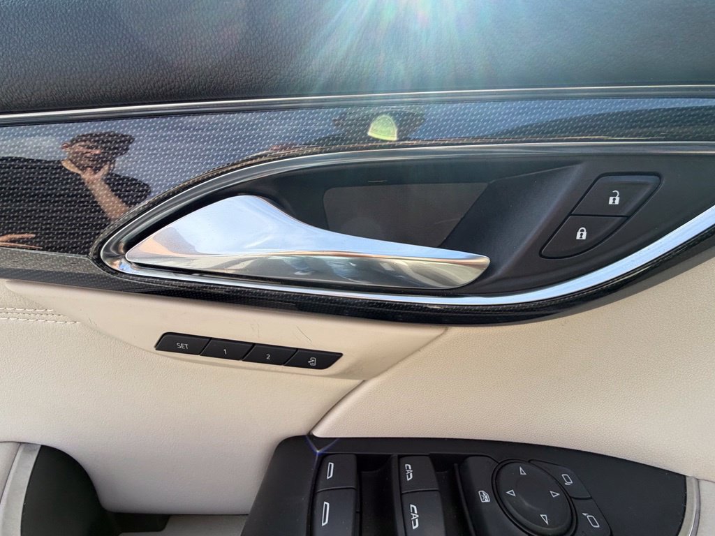 Used 2023 Buick Envision Essence AWD/4WD image 17