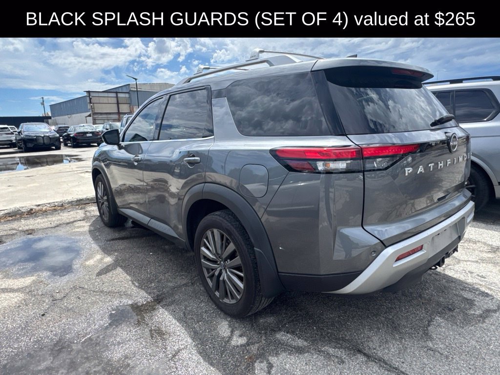 Used 2025 Nissan Pathfinder SL w/ SL Premium Package FWD image 5