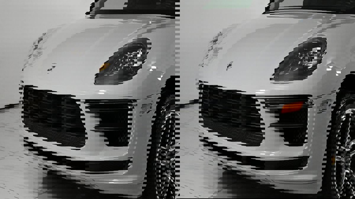 Used 2021 Porsche Macan Turbo w/ Premium Package Plus (PF0) image 46