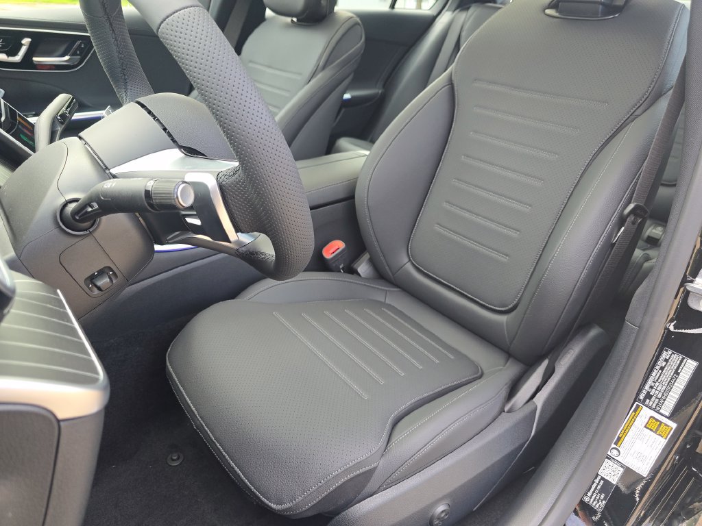 New 2026 Mercedes-Benz C 300 4MATIC Sedan image 25