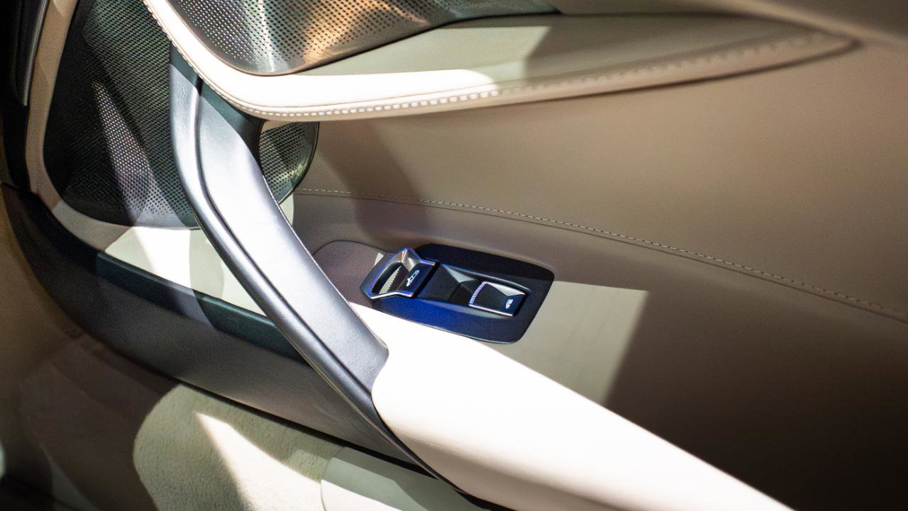 Used 2018 McLaren 720S Luxury RWD image 25