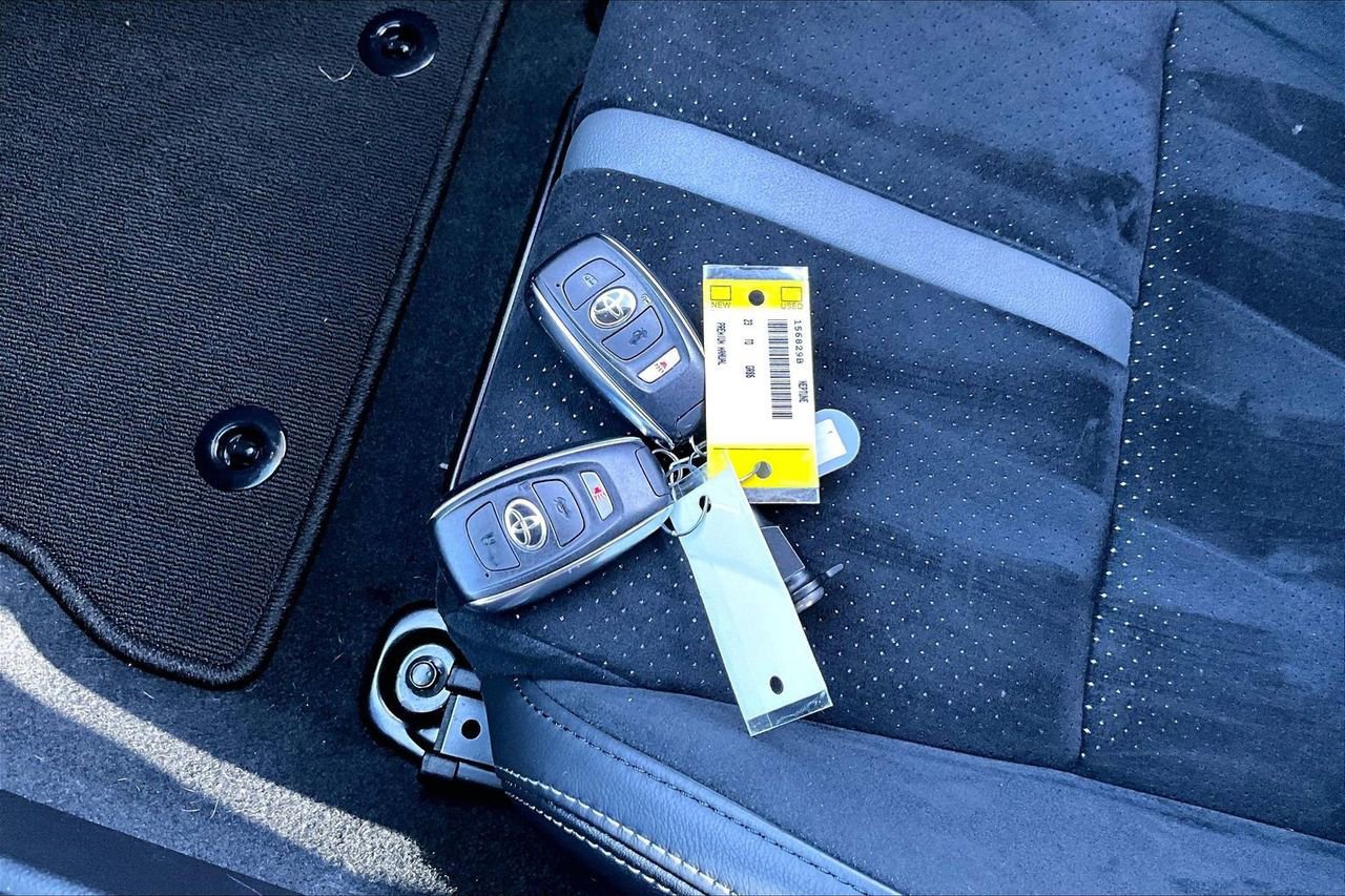 Used 2023 Toyota GR86 Premium image 29