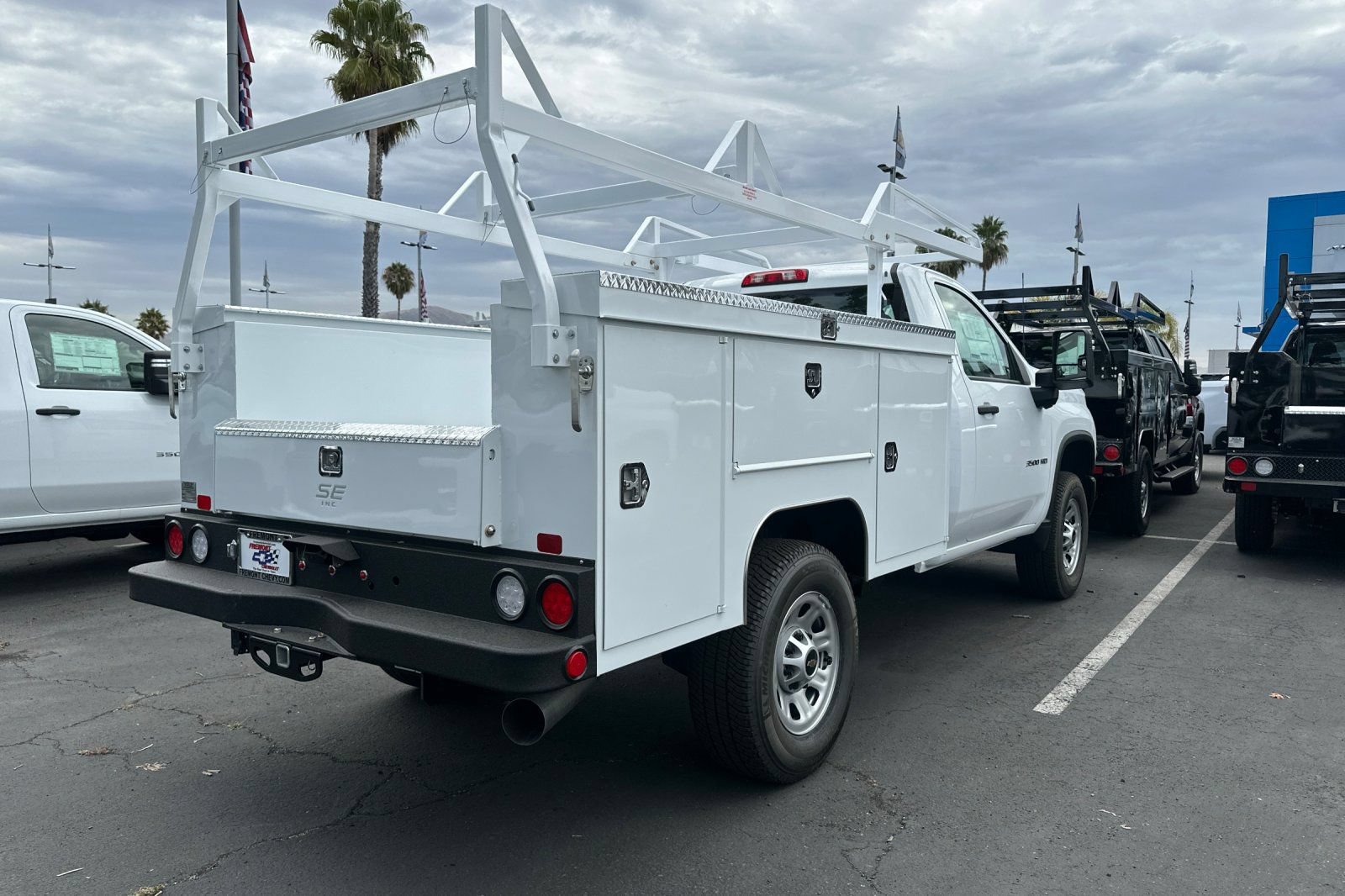 New 2026 Chevrolet Silverado 3500 W/T w/ WT Fleet Convenience Package AWD/4WD image 4