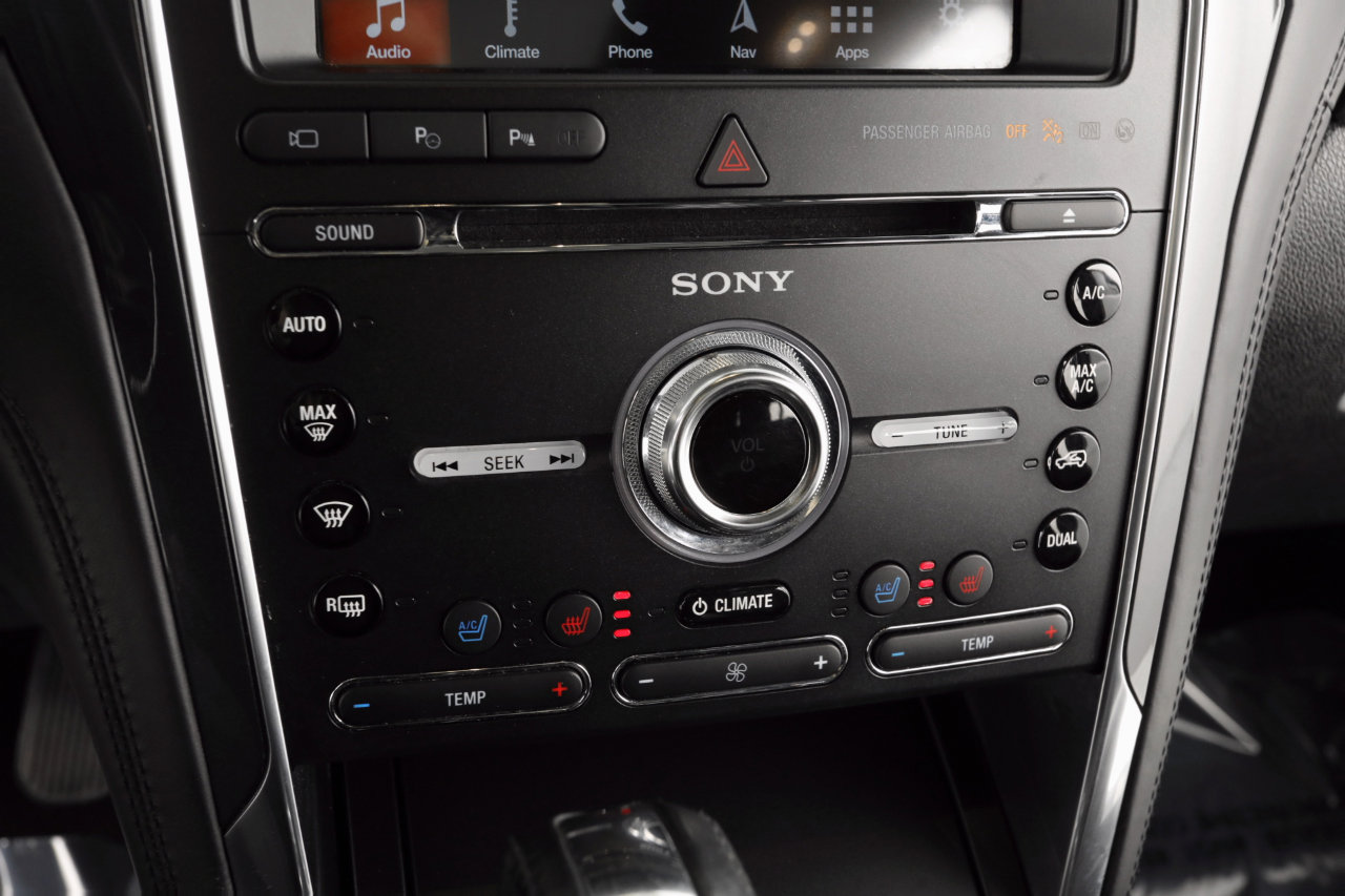 Used 2018 Ford Explorer Platinum image 17